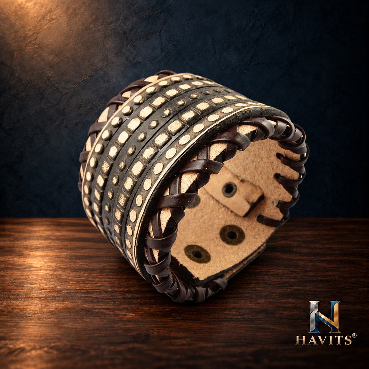 HAVITS Urban leren armband — Studs — Donker